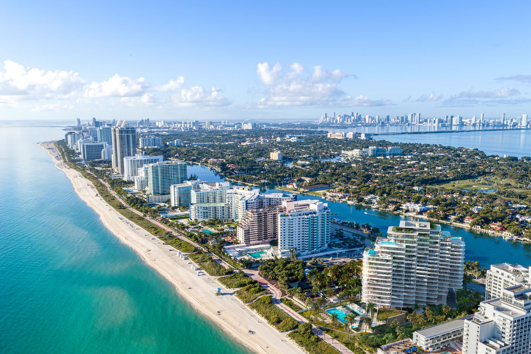 Aerial rendering of The Perigon between the Atlantic and Biscayne Bay